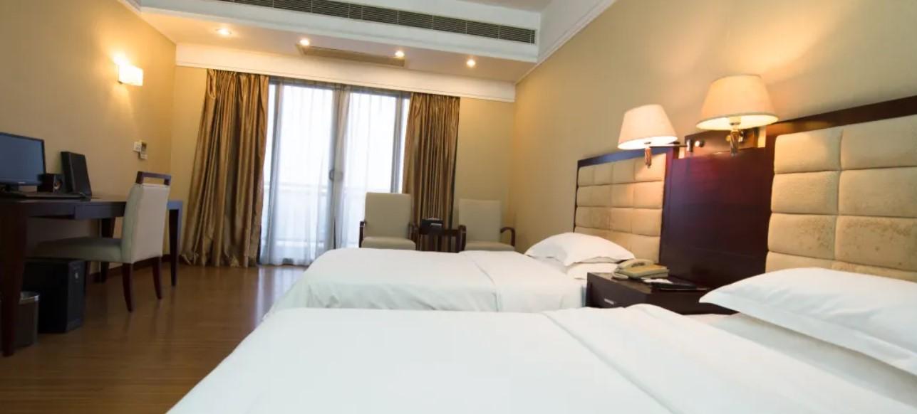 Yinfeng Hotel Guangzhou North Station Branch, Huacheng Road Subway Station Branch Exterior foto