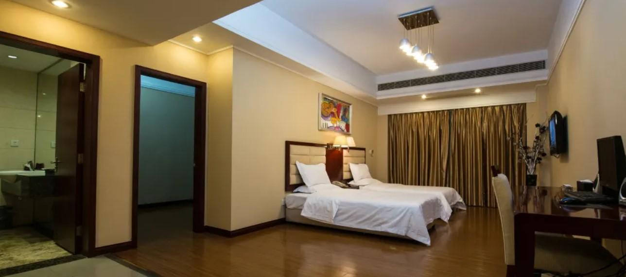Yinfeng Hotel Guangzhou North Station Branch, Huacheng Road Subway Station Branch Exterior foto